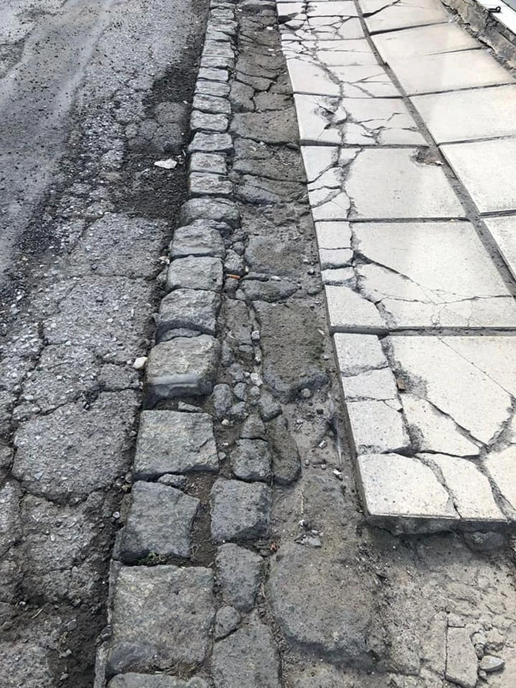 kakotexnia-pezodromio.jpg?v=0