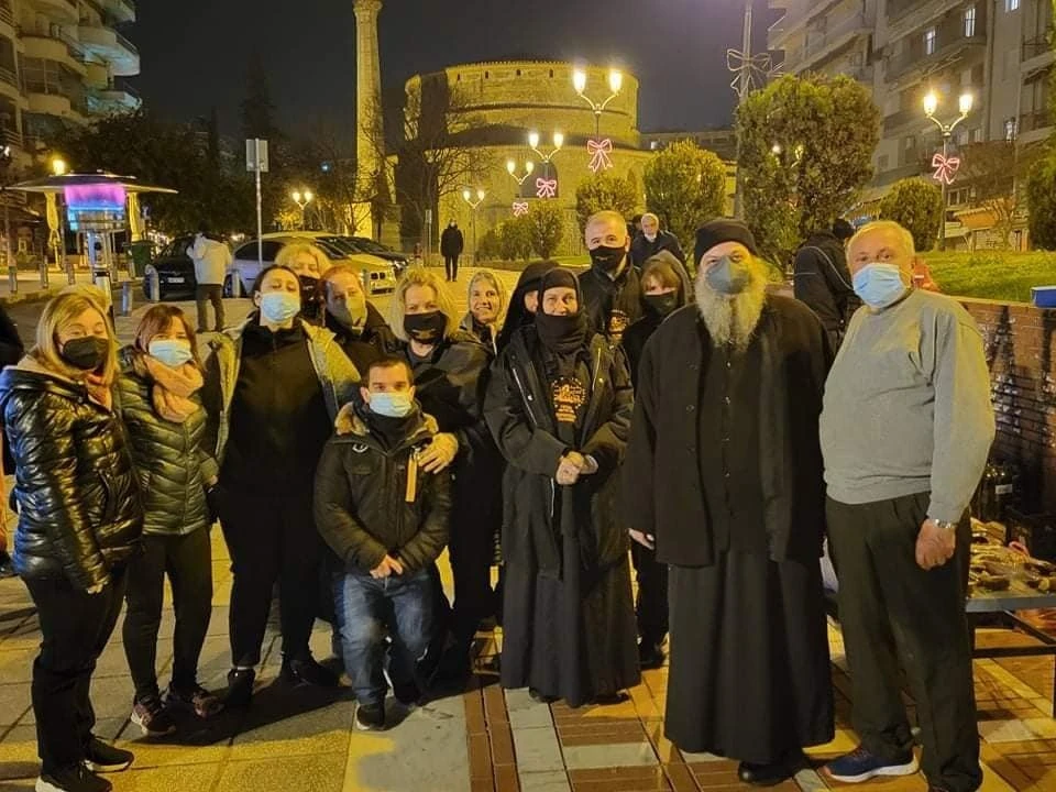 Οι εθελοντές της Εθελοντικής Διακονίας Αστέγων