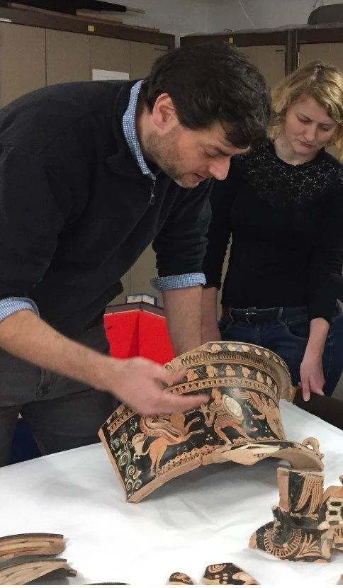 teaching-about-looted-greek-vases-at-aarhus-university.jpg