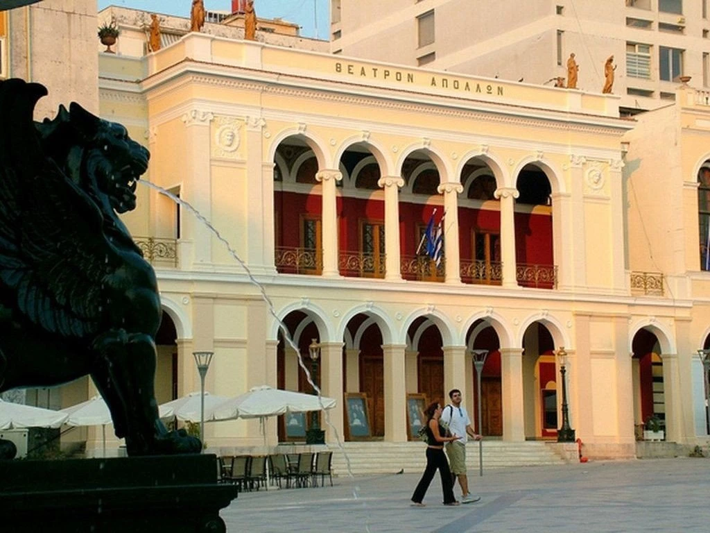 theatro-apollon-patra.jpg