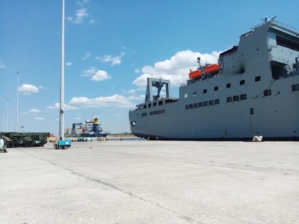usns-mendonca-alexandroupoli-ploio3.jpg