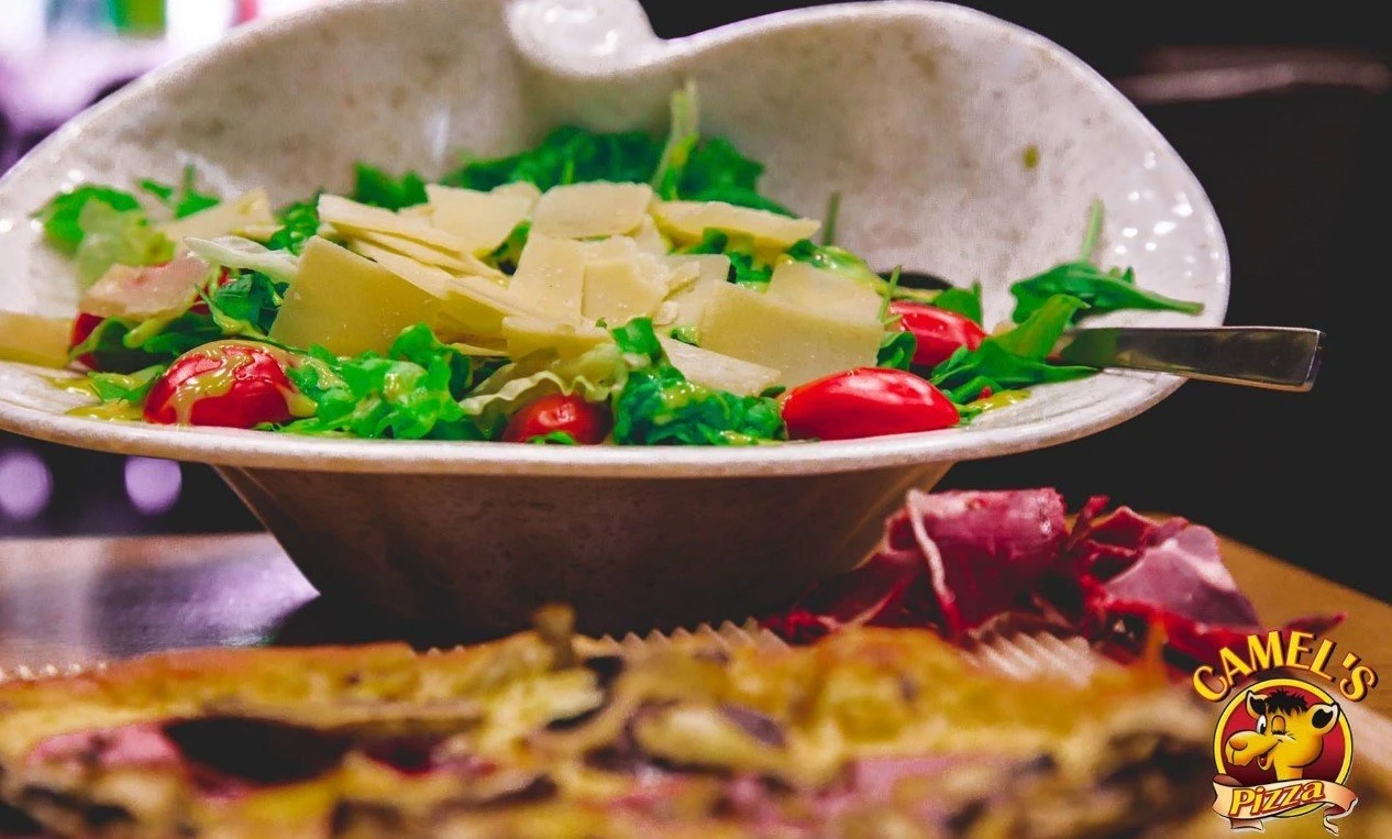 pizza-camels13.jpg