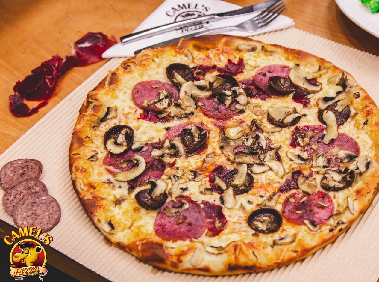 pizza-camels4.jpg