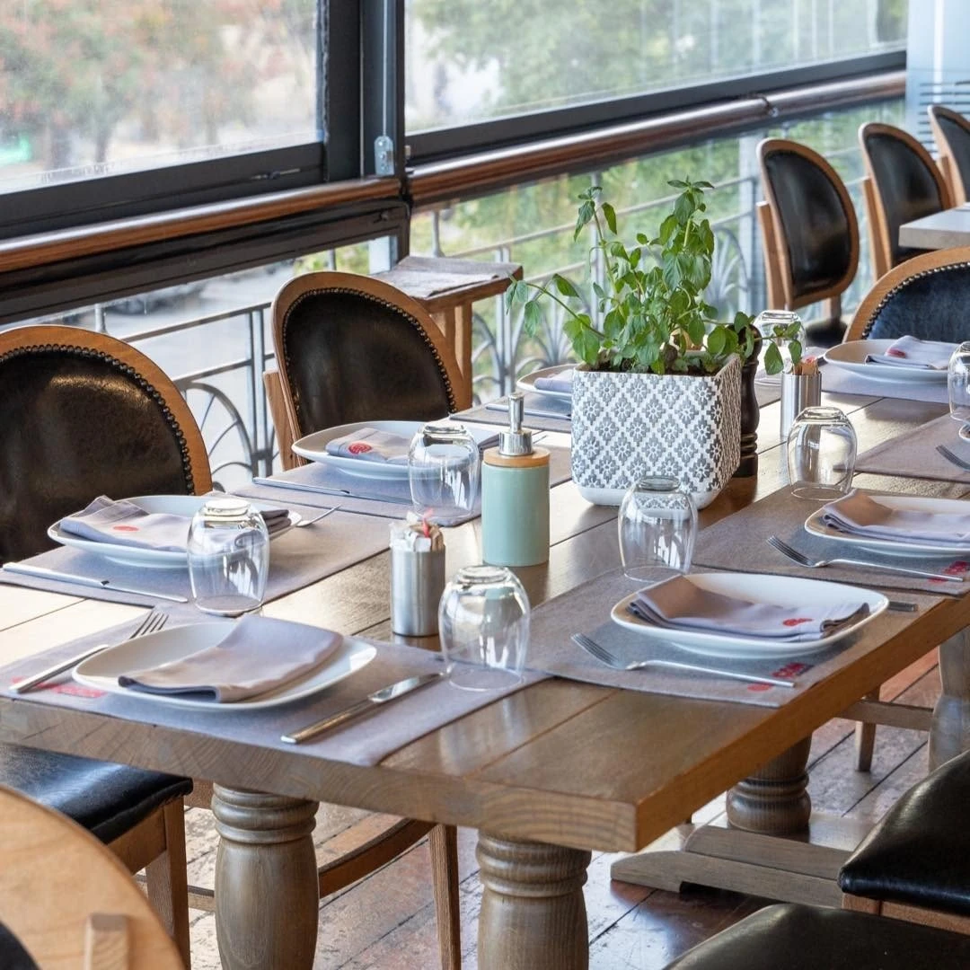 garcon-brasserie5.jpg garcon-brasserie5.jpg