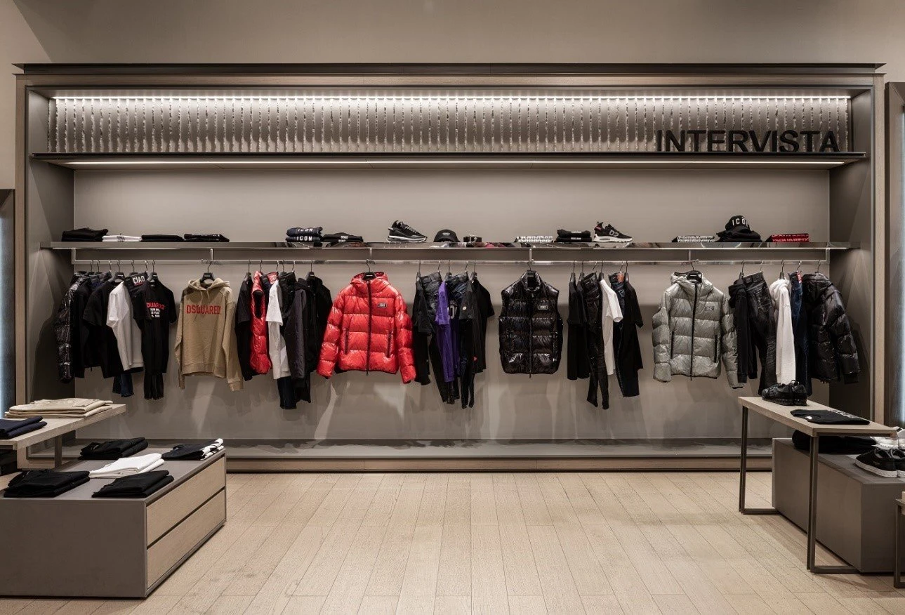 intervista2-BvJ3h.jpg intervista2-BvJ3h.jpg