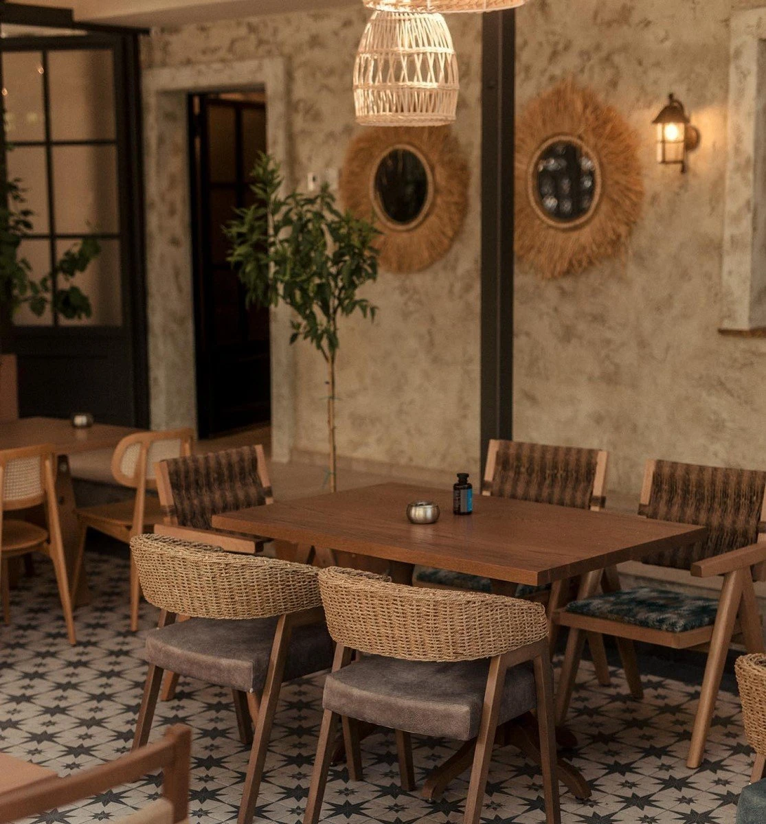 rou-leisure-gathering-skg3.jpg rou-leisure-gathering-skg3.jpg