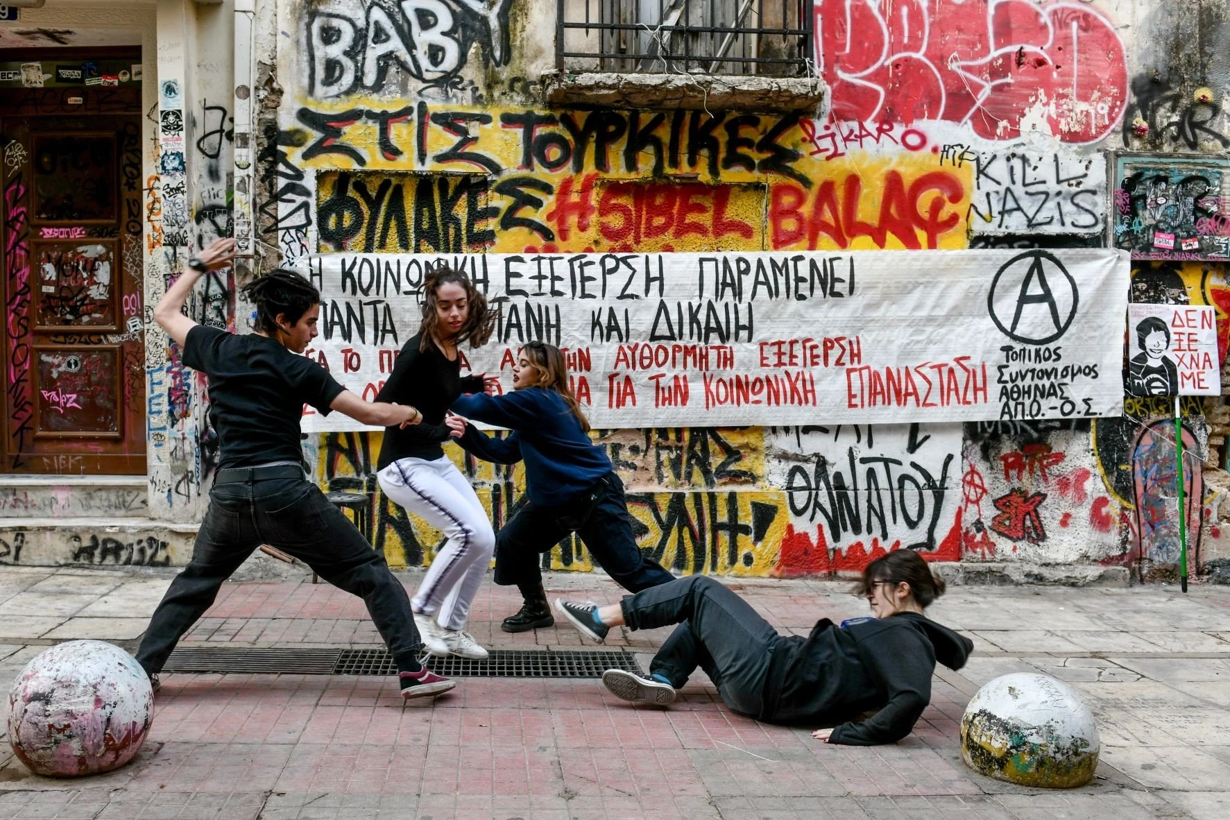 dromeno3.jpg dromeno3.jpg