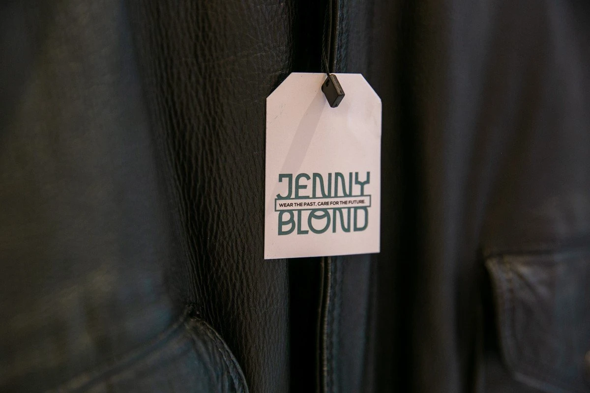 jenny-blond21.jpg