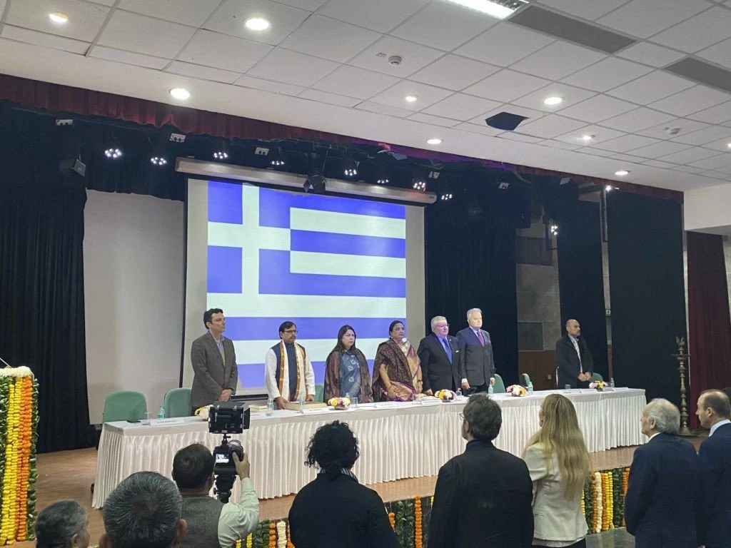 megas-alexandros-india.jpg megas-alexandros-india.jpg