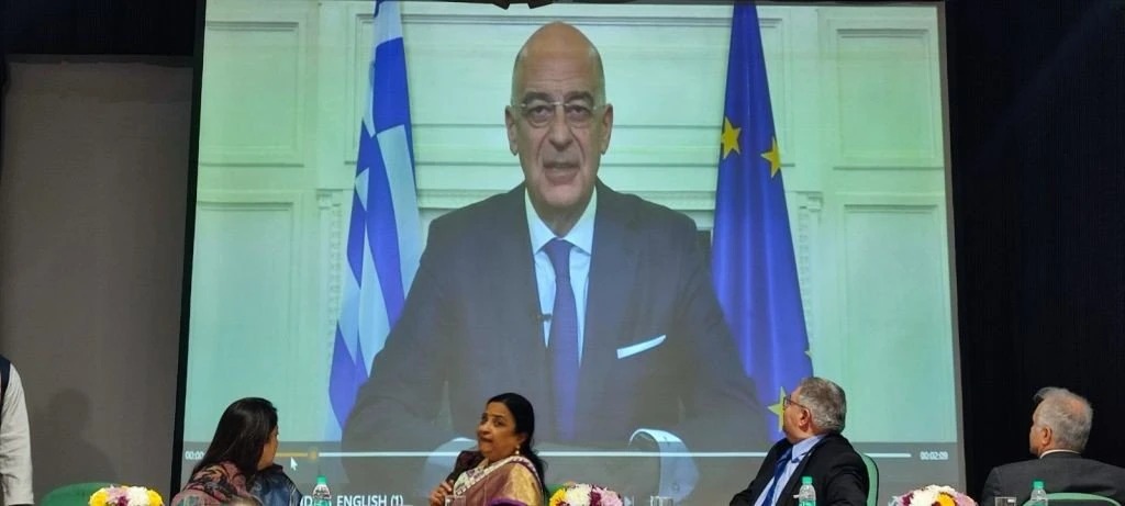 megas-alexandros-india2.jpg megas-alexandros-india2.jpg