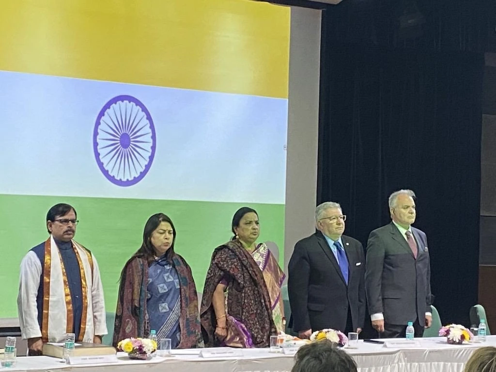 megas-alexandros-india7.jpg megas-alexandros-india7.jpg