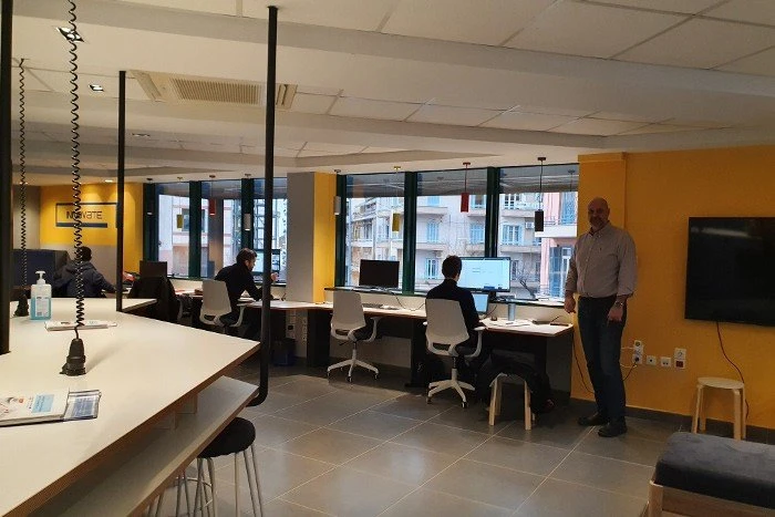 azk-coworking.jpg