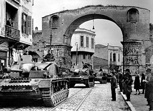 nazi-thessaloniki1944.jpg