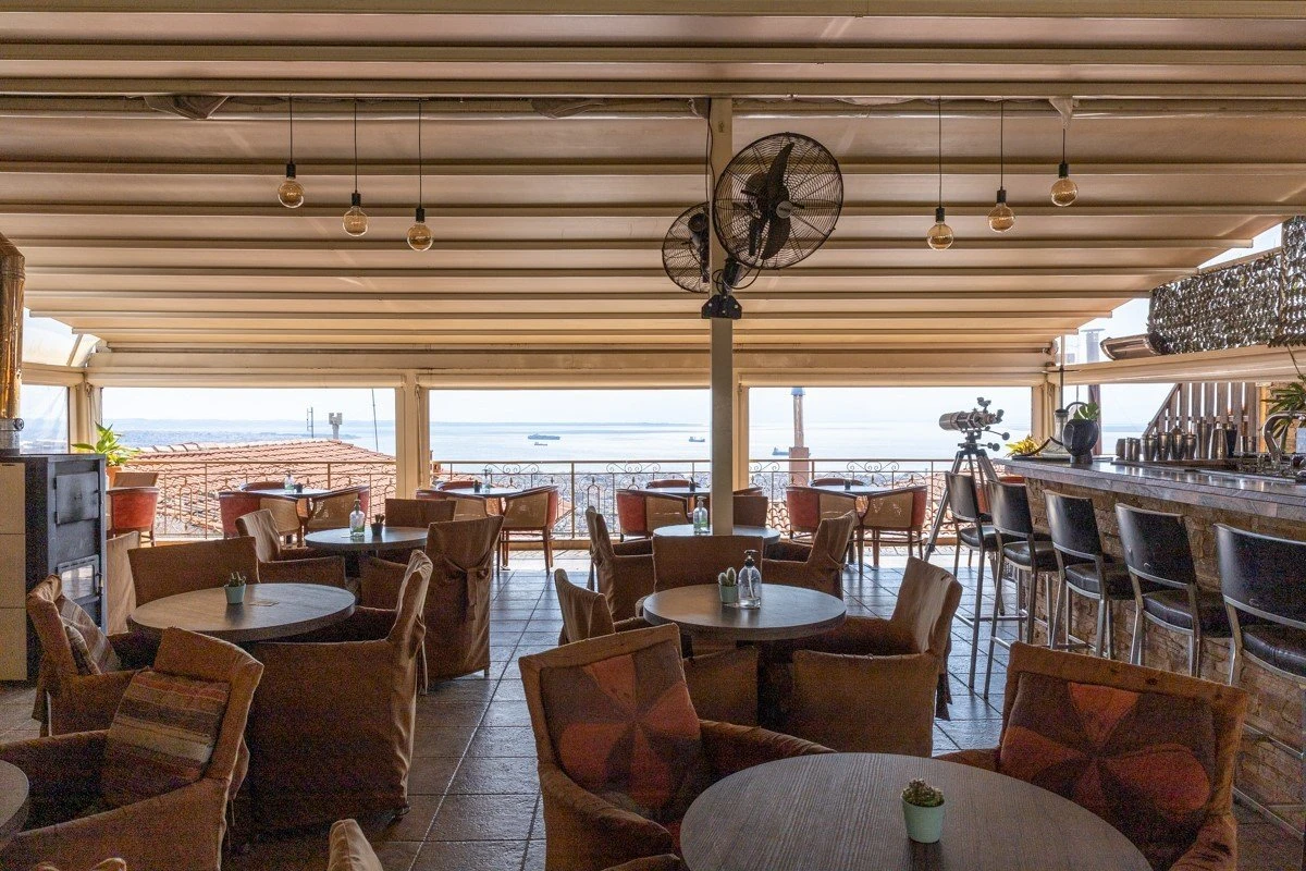 byzantio-sky-bar7.jpg byzantio-sky-bar7.jpg