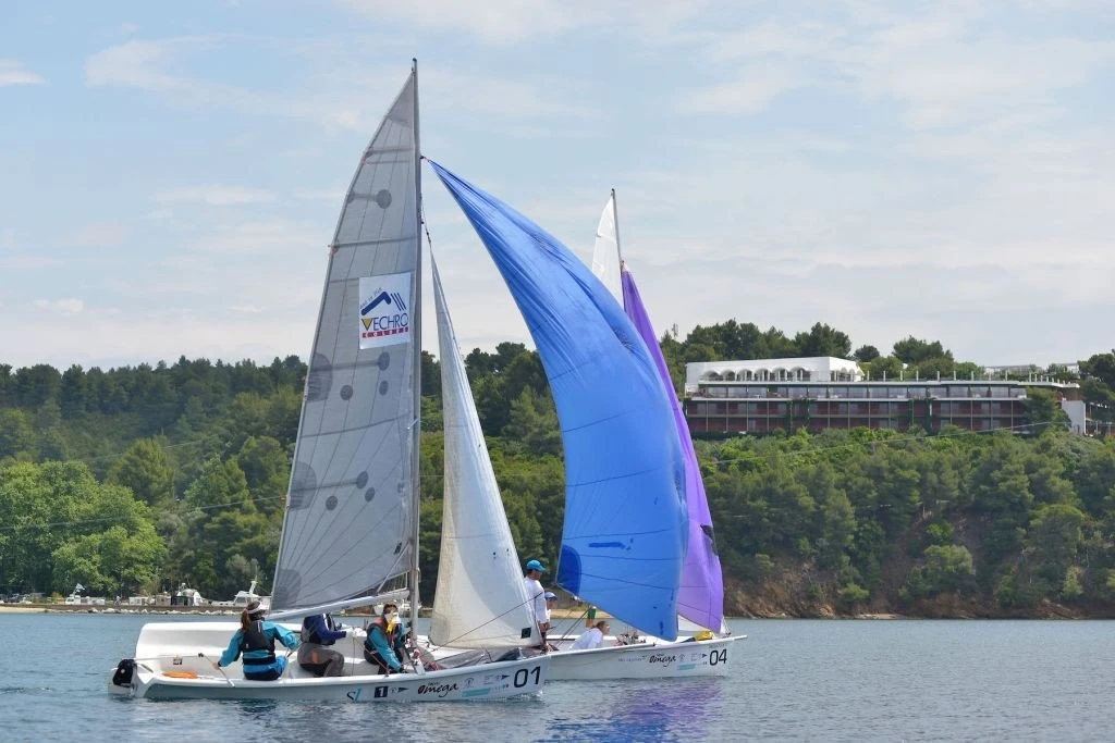 Ιστιοπλοϊκά στη Σκιάθο