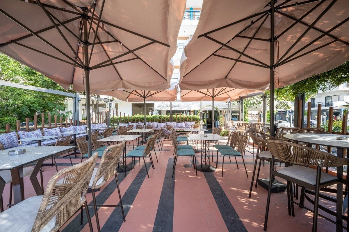 garden-bar-531.jpg garden-bar-531.jpg