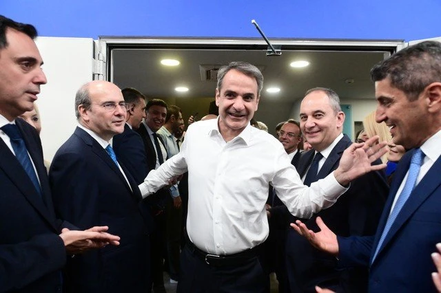 mitsotakis5.jpg