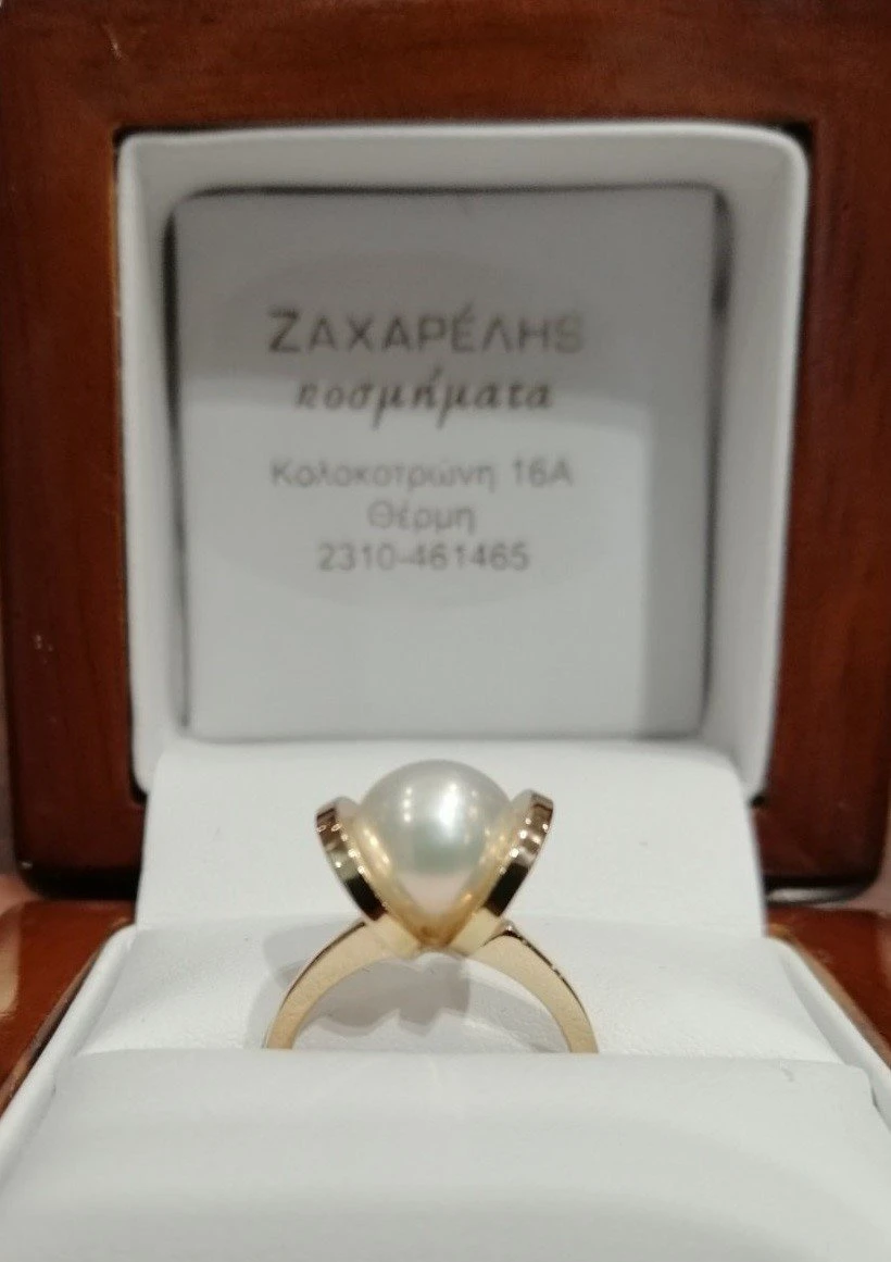 zaharelis-jewelry10.jpg