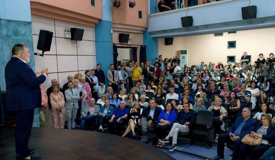 mandalianos3.jpg mandalianos3.jpg