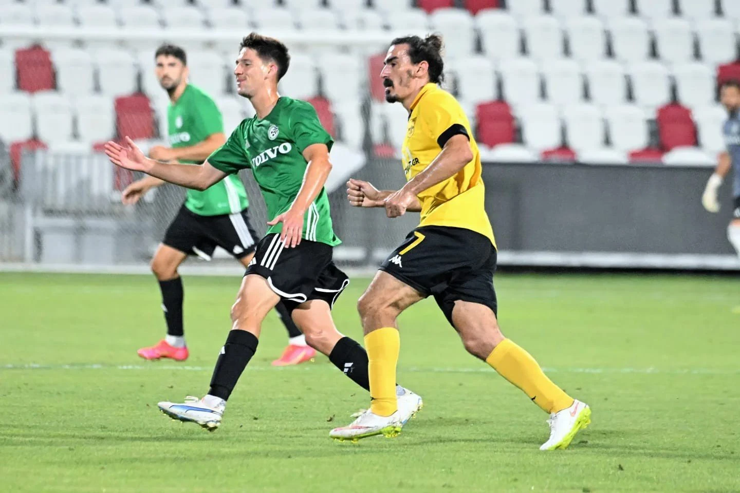 maccabi-haifa-aris3.jpg