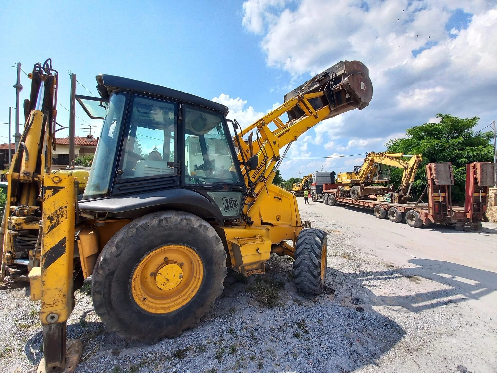 ergasies.jpg ergasies.jpg