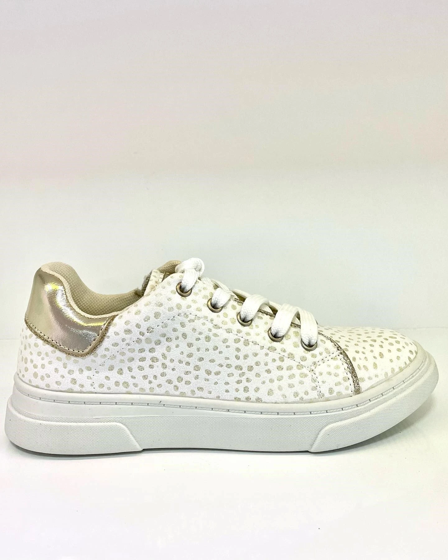 neki-shoes20.jpg neki-shoes20.jpg