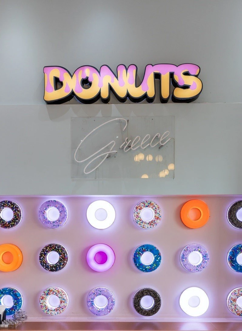 royal-donuts2.jpg royal-donuts2.jpg