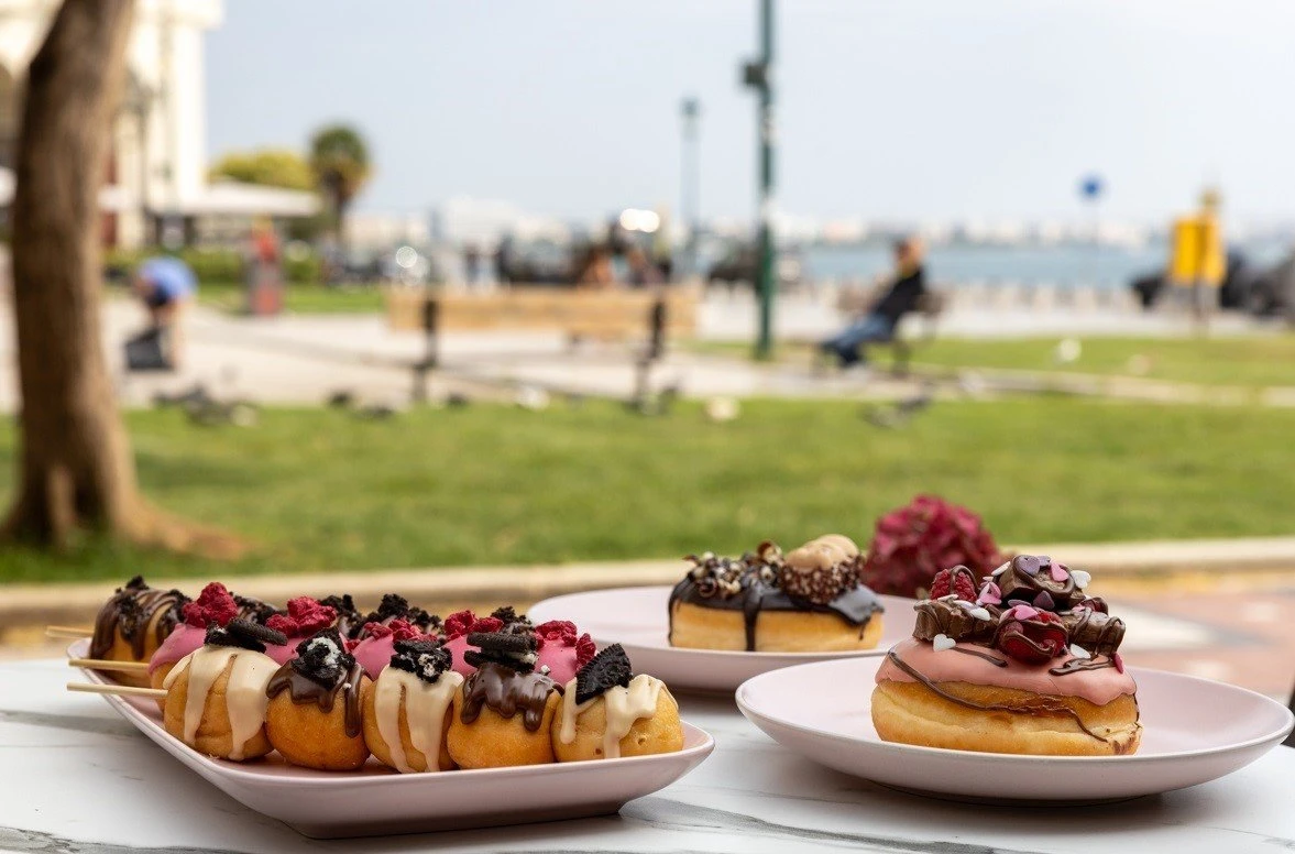 royal-donuts6.jpg royal-donuts6.jpg