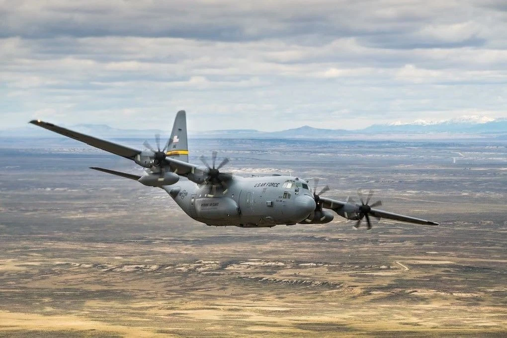 c130-hercules-iraklis.jpg
