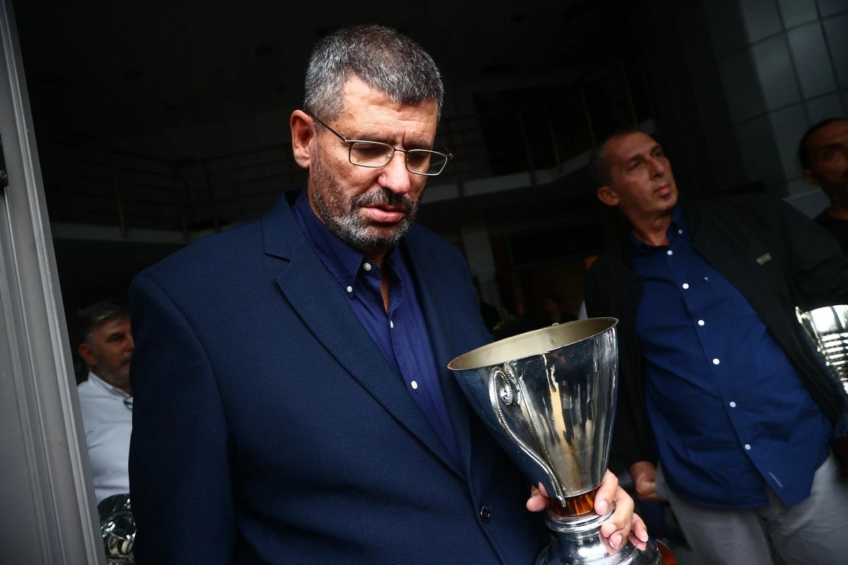 5990928.jpg 5990928.jpg