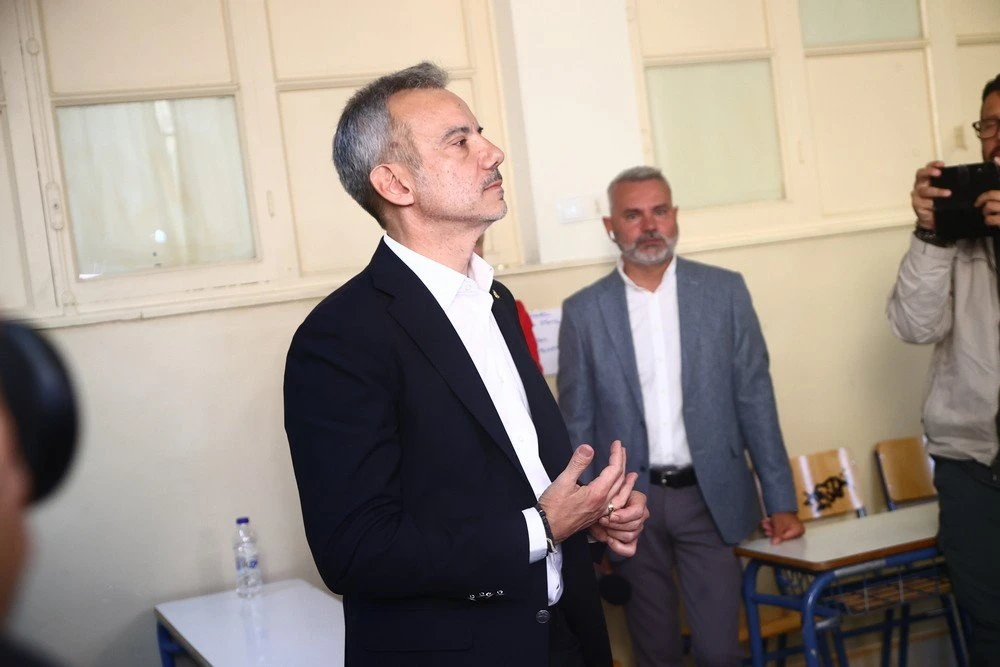 zervas4.jpg zervas4.jpg