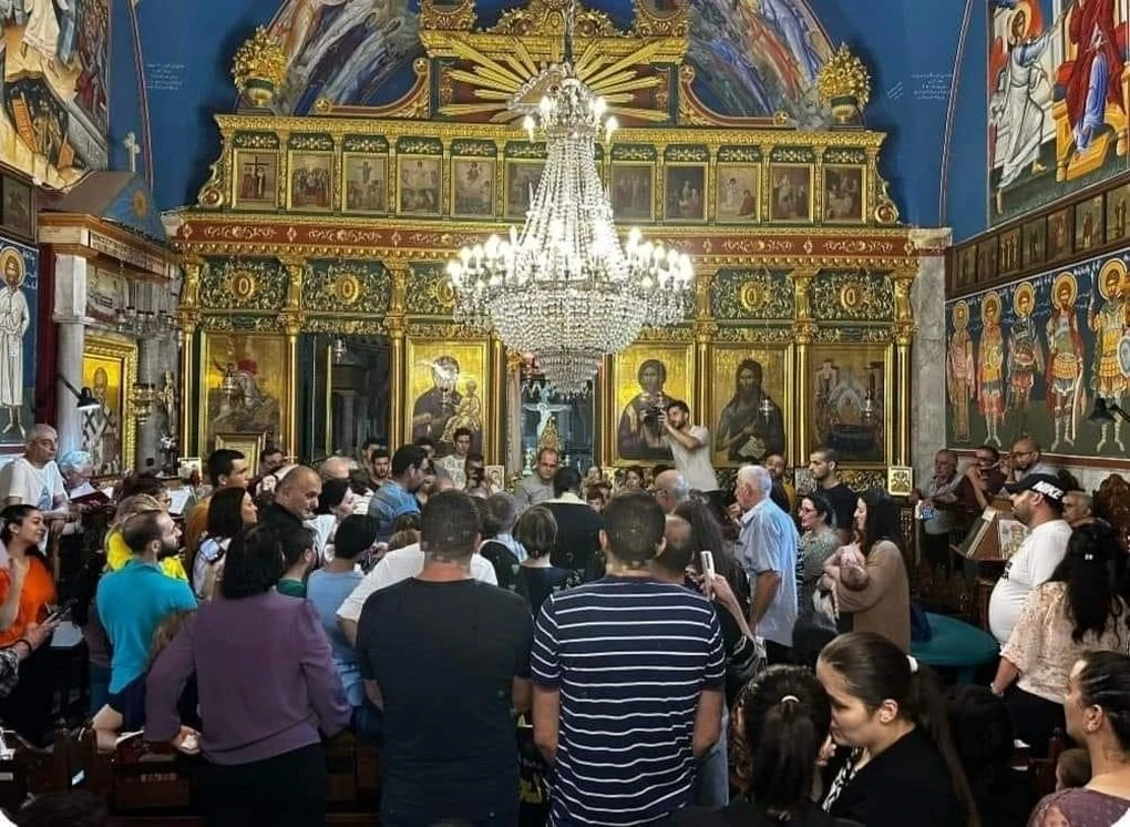 Πρόσφατη φωτογραφία από βάπτιση στον Άγιο Πορφύριο στη Γάζα