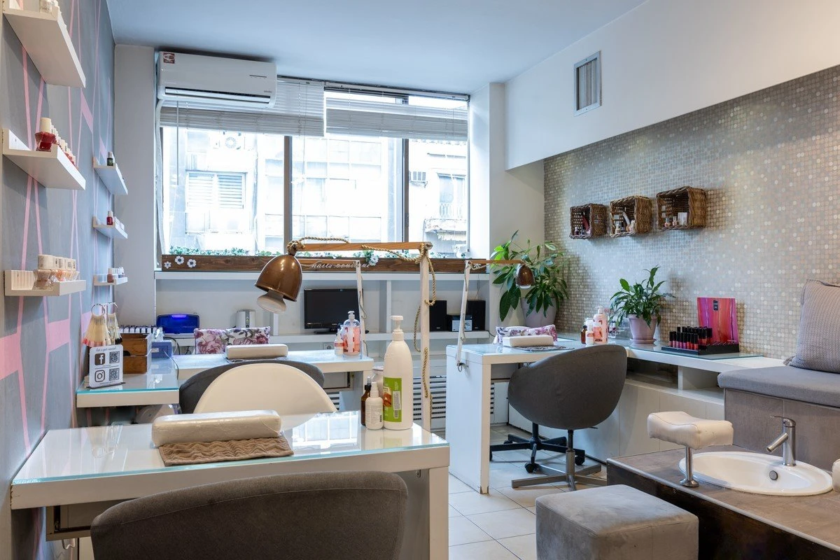 nails-boutique3.jpg nails-boutique3.jpg