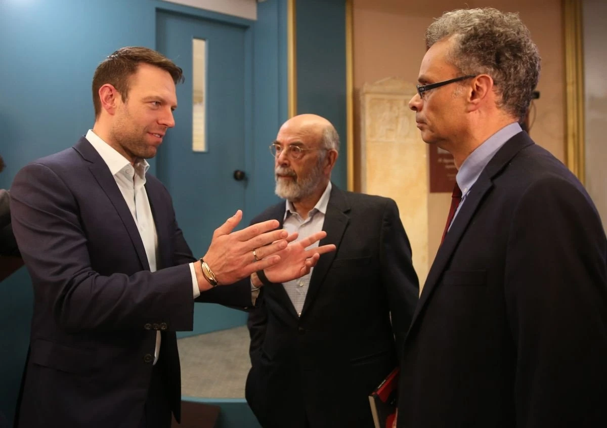 kasselakis-parousiasi-vivliou-kontiadis2.jpg kasselakis-parousiasi-vivliou-kontiadis2.jpg