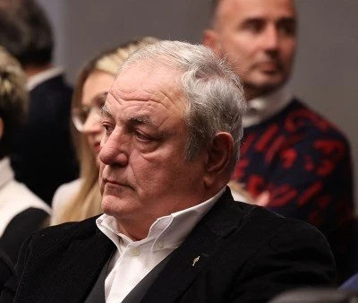 kioumourtzoglou-1.jpg kioumourtzoglou-1.jpg