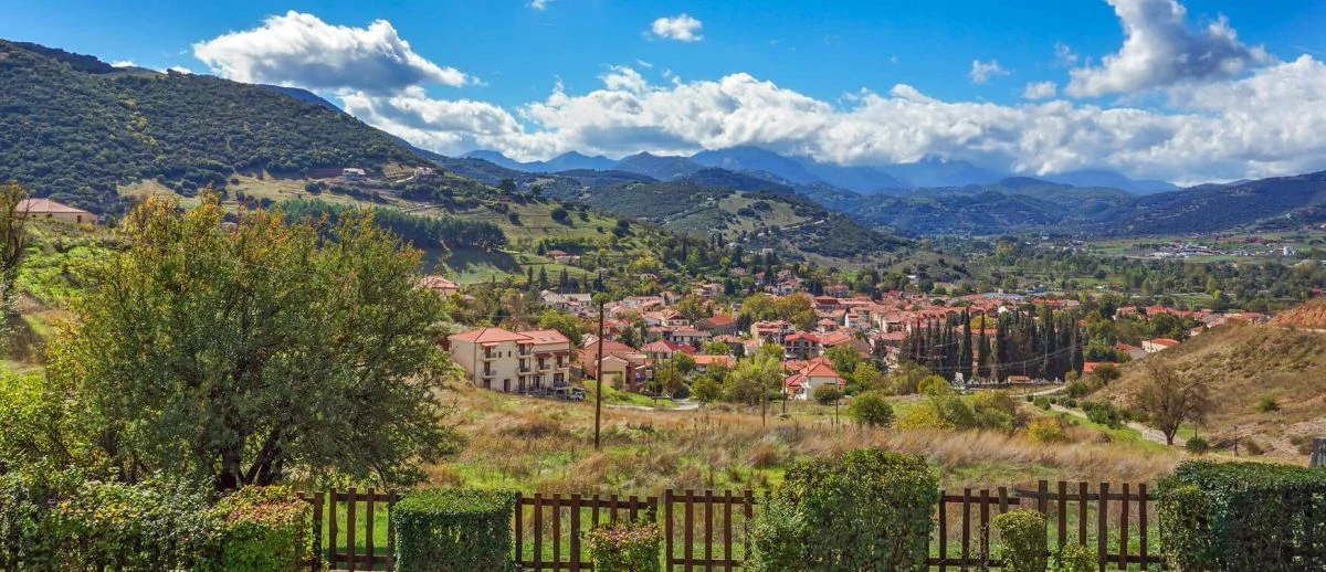 Τα Καλάβρυτα - Πηγή: https://www.visitgreece.gr/files/s_583127695_kalavryta_1743x752.jpg