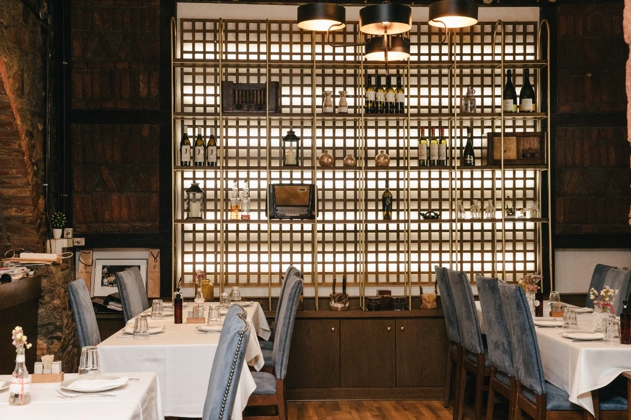 dionisos3.jpg dionisos3.jpg