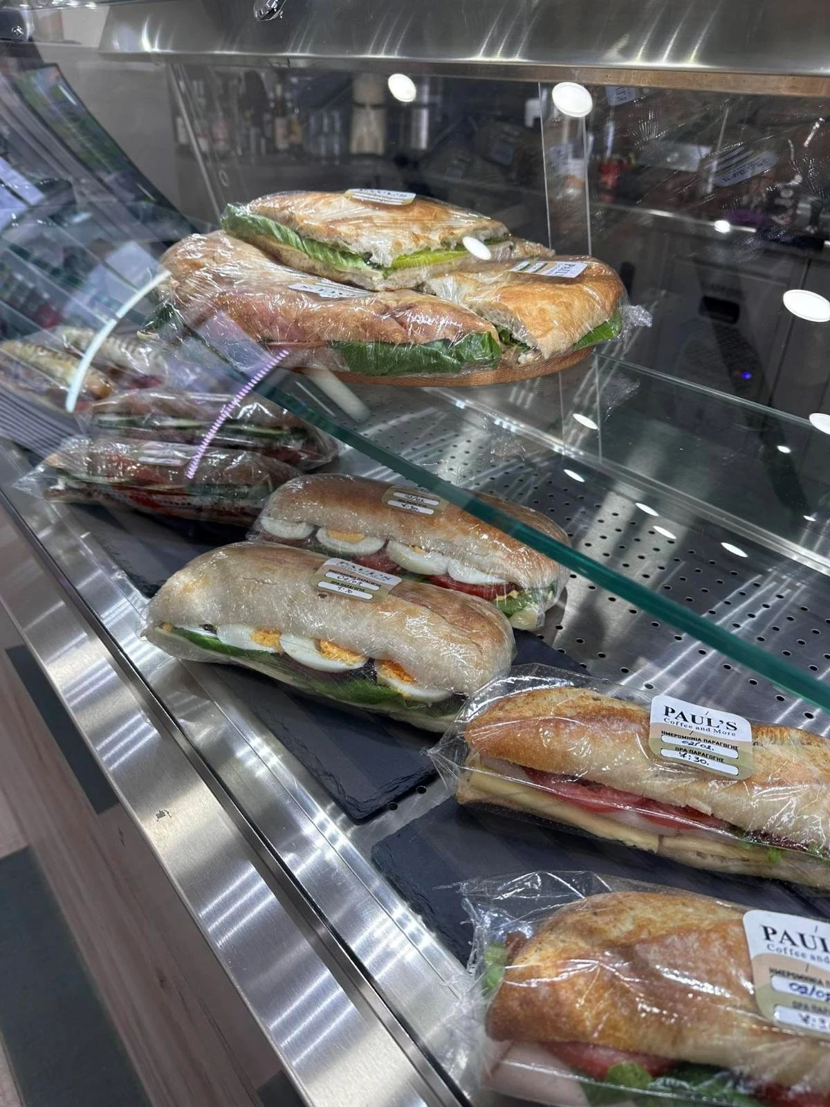 pauls-coffee-and-more12.jpg