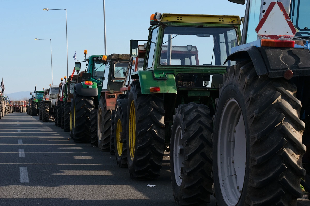 trakter-QytnC.jpg?v=0