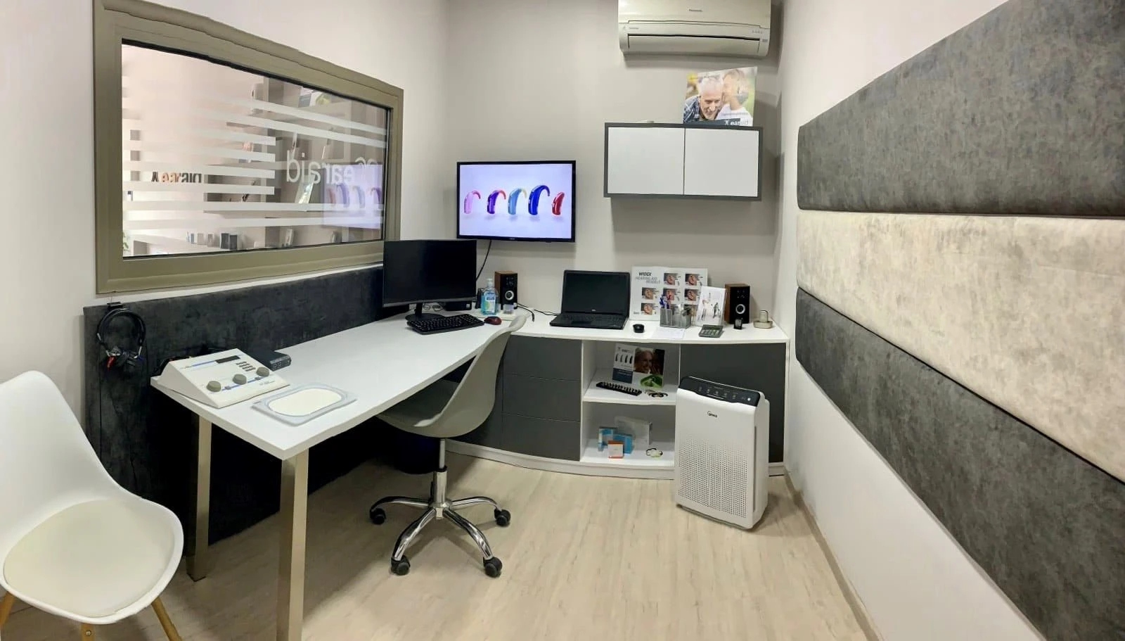 ear-aid5.jpg ear-aid5.jpg