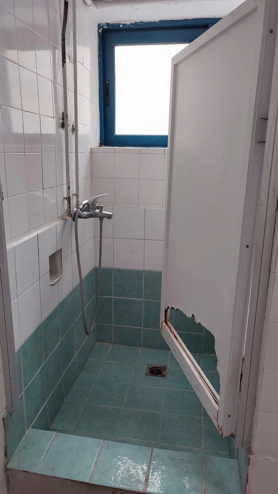 spasmeni-porta-se-koinochristo-mpanio.jpg spasmeni-porta-se-koinochristo-mpanio.jpg