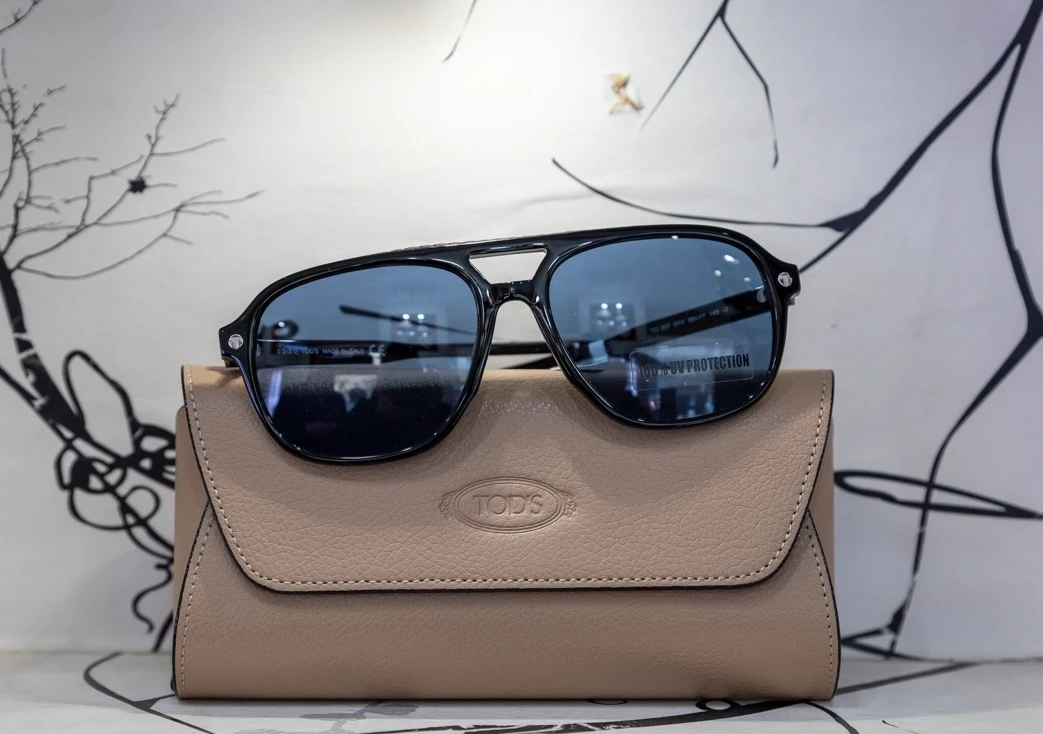 perrys-optical13.jpg perrys-optical13.jpg