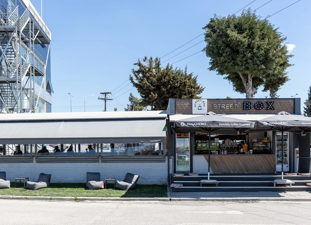 street-box-cafe23.jpg
