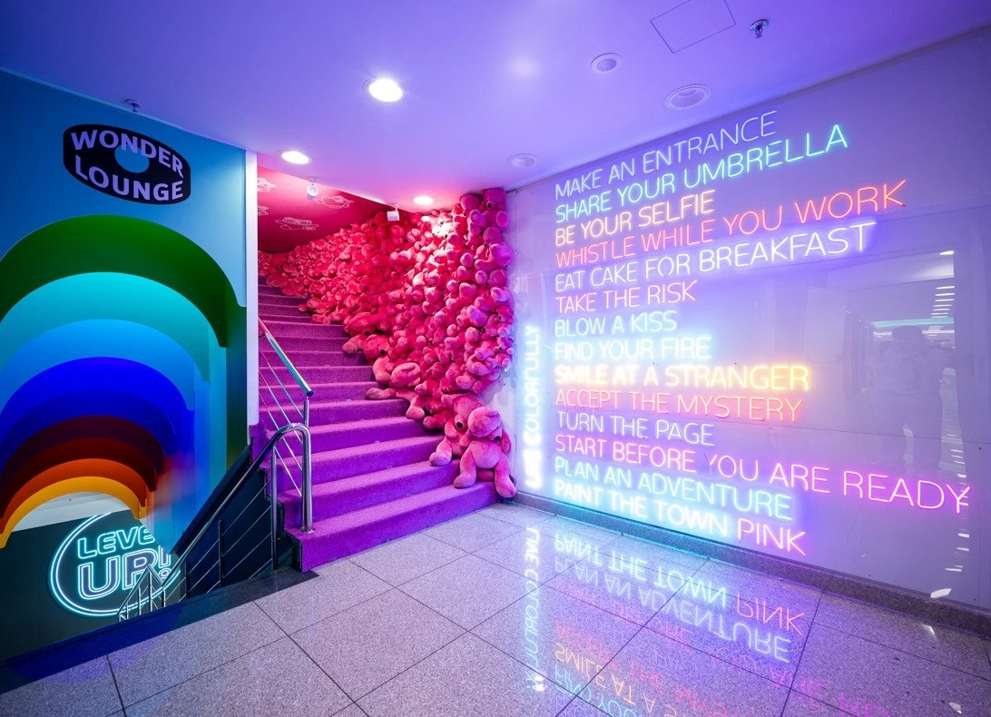 wonderlounge4.jpg wonderlounge4.jpg