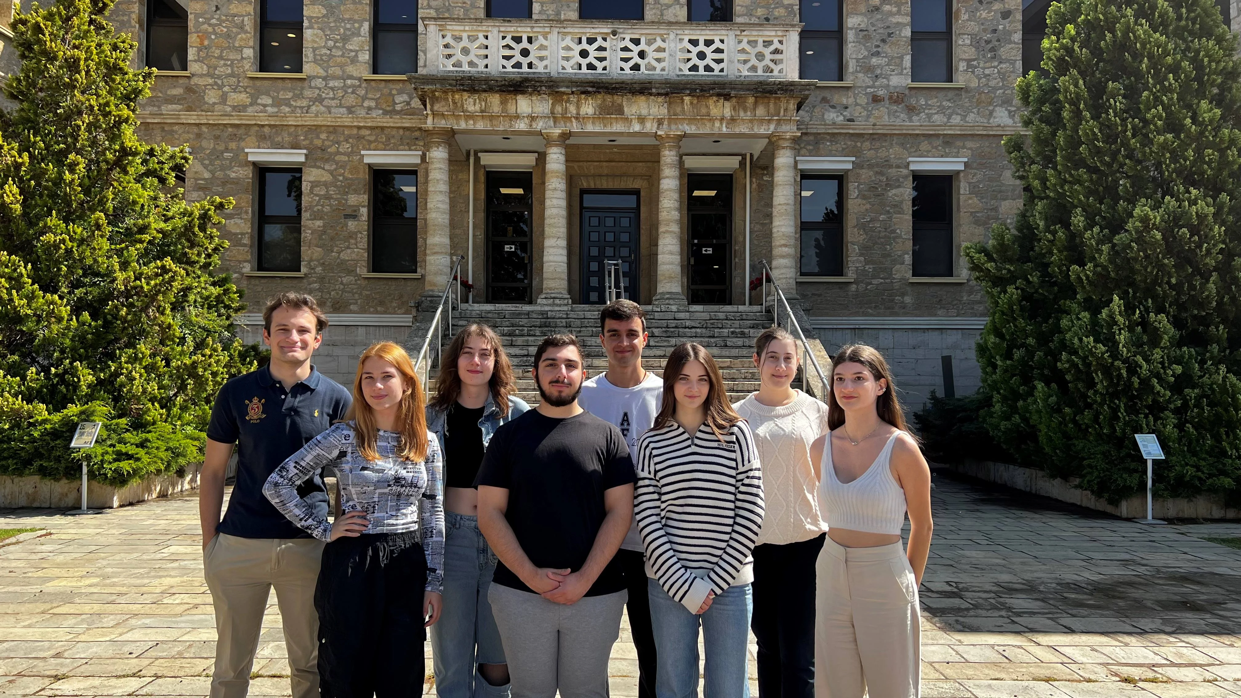 study1.jpg study1.jpg