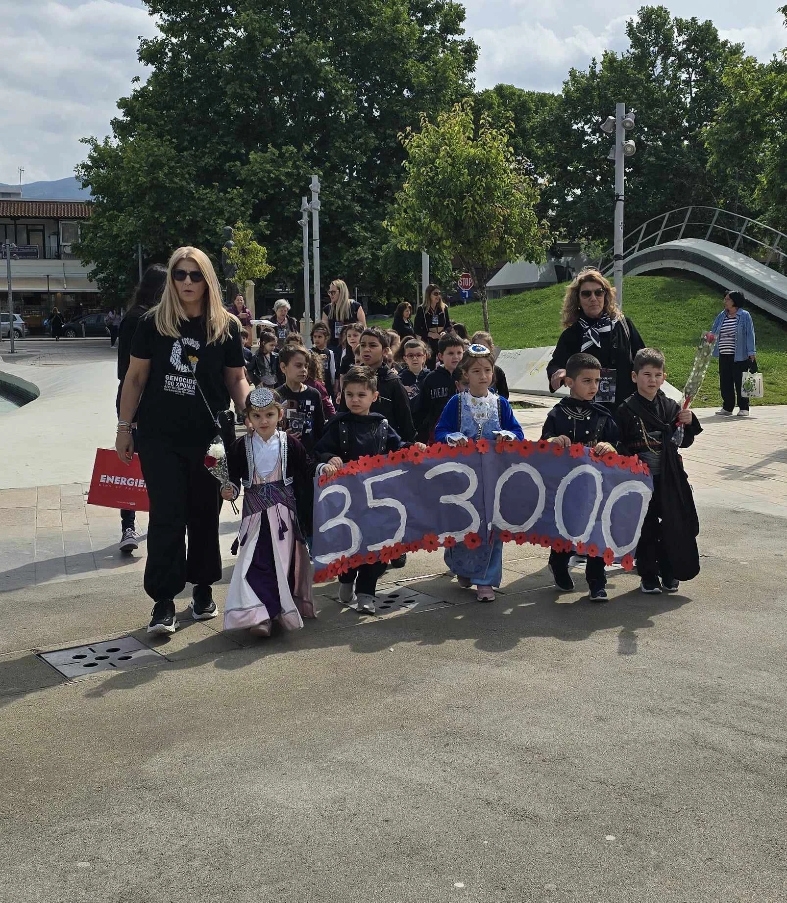 nipiaghogheia-2-p.jpg nipiaghogheia-2-p.jpg