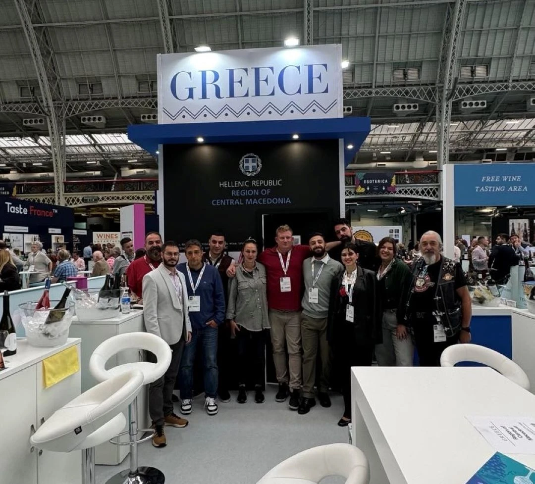 240603-i-perifereia-kentrikis-makedonias-stin-ekthesi-krasiou-london-wine-fair-foto-1.jpg