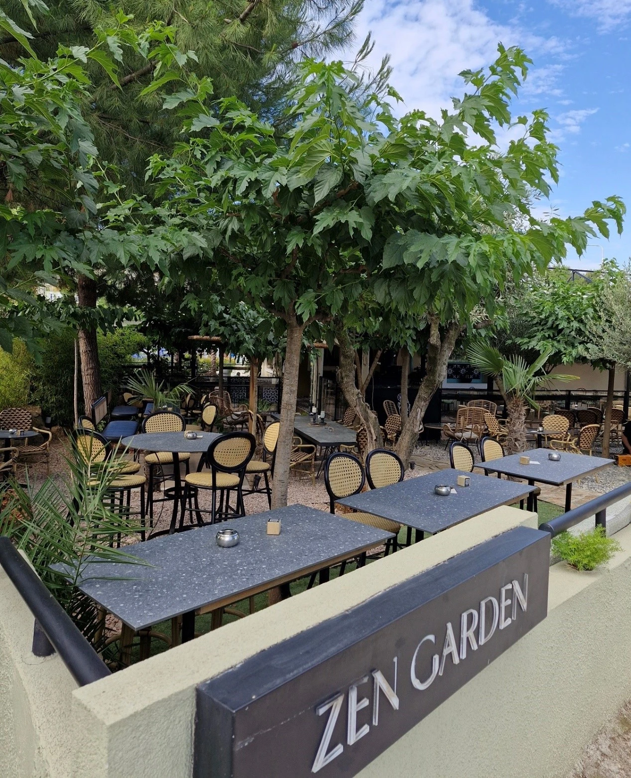 zen-garden3.jpg zen-garden3.jpg