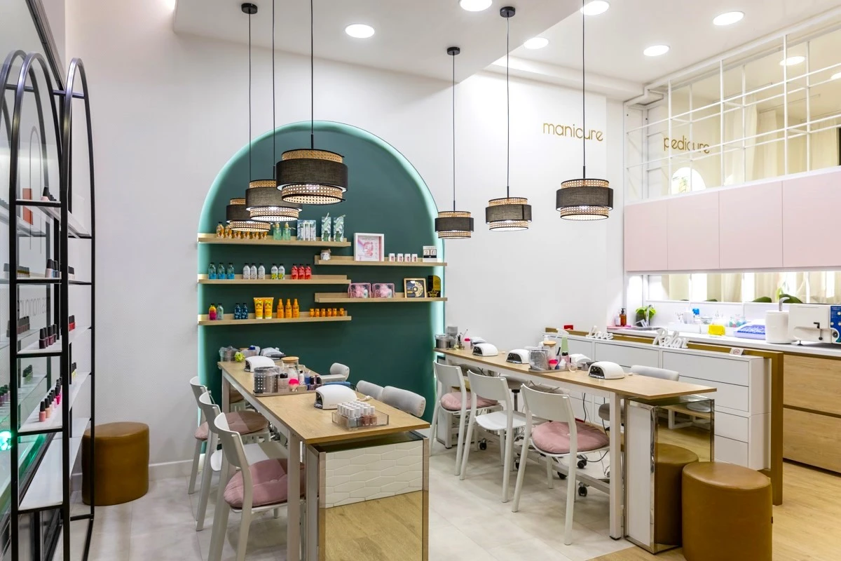 miss-manicure1.jpg miss-manicure1.jpg