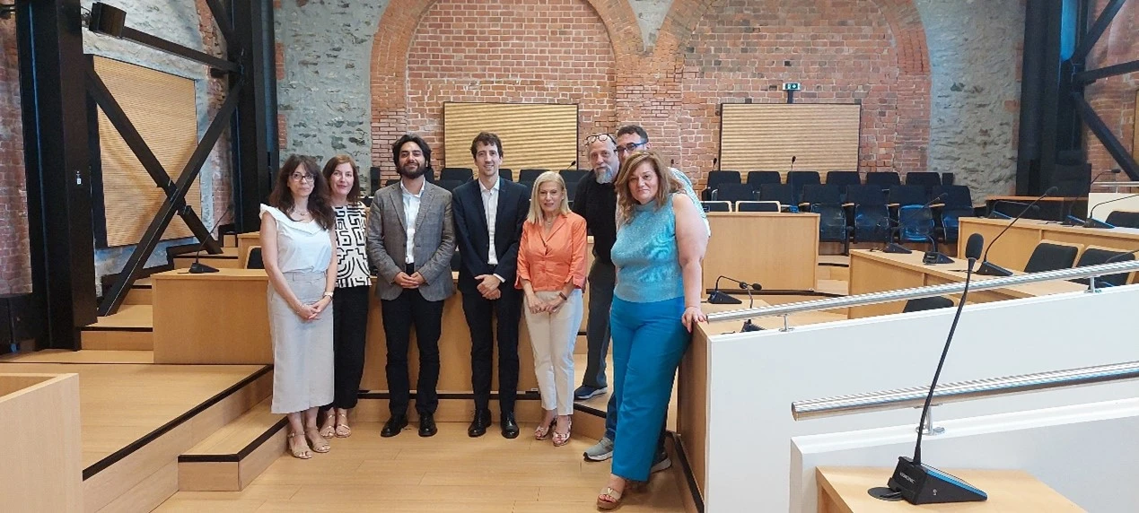 240724-pkm-oosa-ta-meli-tis-apostolis-toy-oosa-me-toys-simmetechontes-apo-ta-diafora-epipeda-diakivernisis-foto2.jpg 240724-pkm-oosa-ta-meli-tis-apostolis-toy-oosa-me-toys-simmetechontes-apo-ta-diafora-epipeda-diakivernisis-foto2.jpg